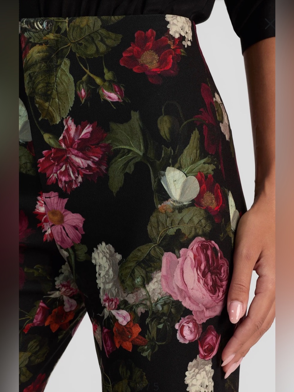 Alice + Olivia Teeny Floral Bootcut Pants - Picture 4 of 8